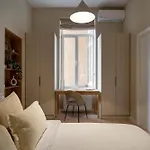 Lejlighed Universitatii Designer 3br - Grand Windows High Ceilings & Balcony Views
