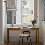 Universitatii Designer 3br - Grand Windows High Ceilings & Balcony Views * Bukarest