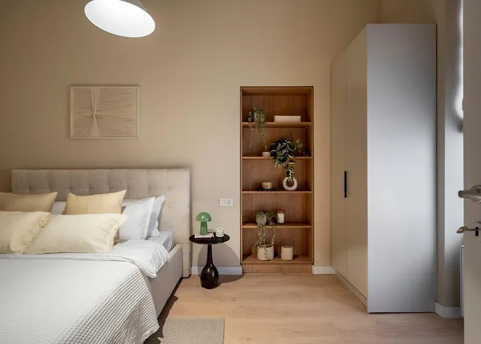 Universitatii Designer 3br - Grand Windows High Ceilings & Balcony Views Bukurešť