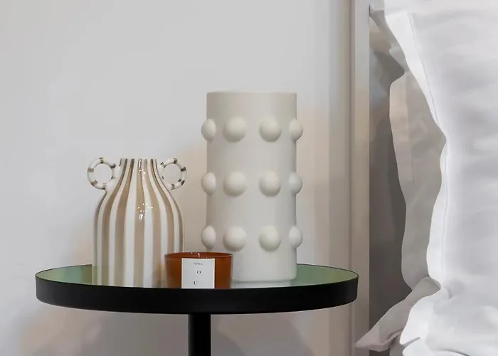 Universitatii Designer 3br - Grand Windows High Ceilings & Balcony Views * Бухарест