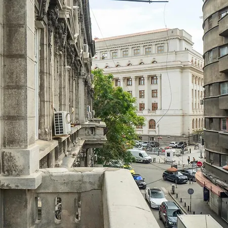 Apartament Universitatii Designer 3br - Grand Windows High Ceilings & Balcony Views Bukareszt